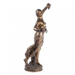 Huge antique bronze figure of woman — image 4