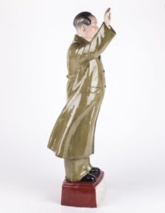 Antique huge porcelain figure of Mao Zedong — image 4
