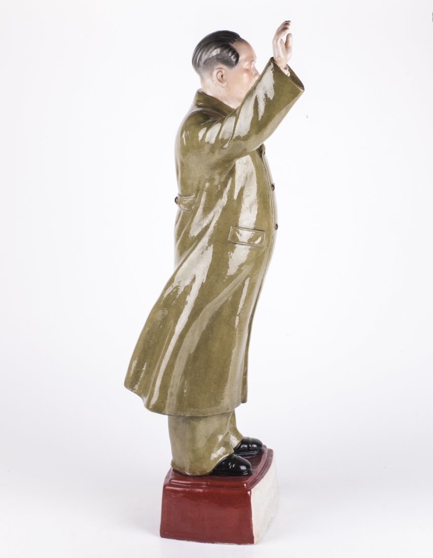 Antique huge porcelain figure of Mao Zedong — image 4
