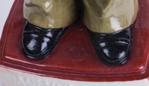 Antique huge porcelain figure of Mao Zedong — image 7
