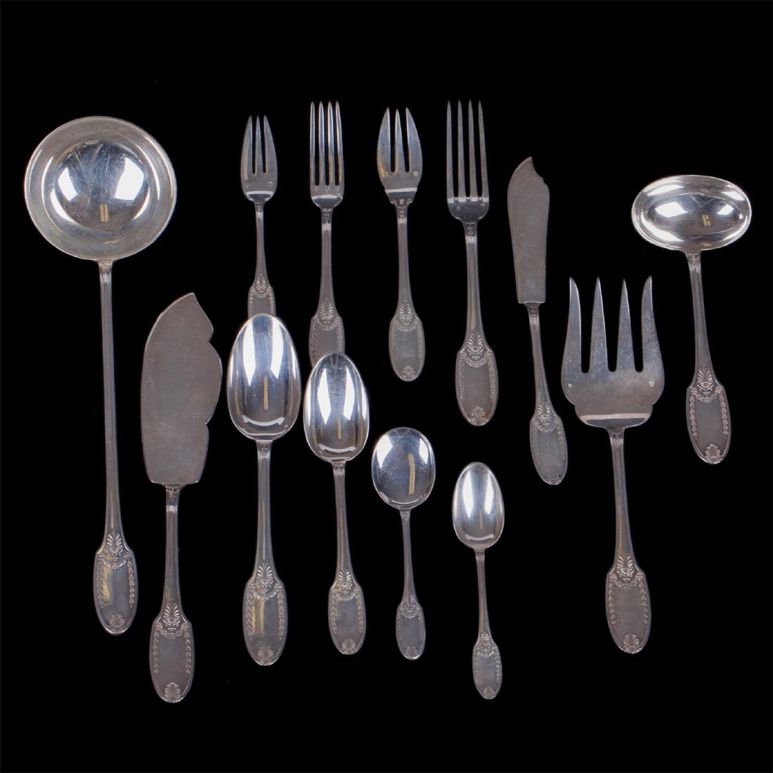Antique silver serving set of 135 pieces — image 5