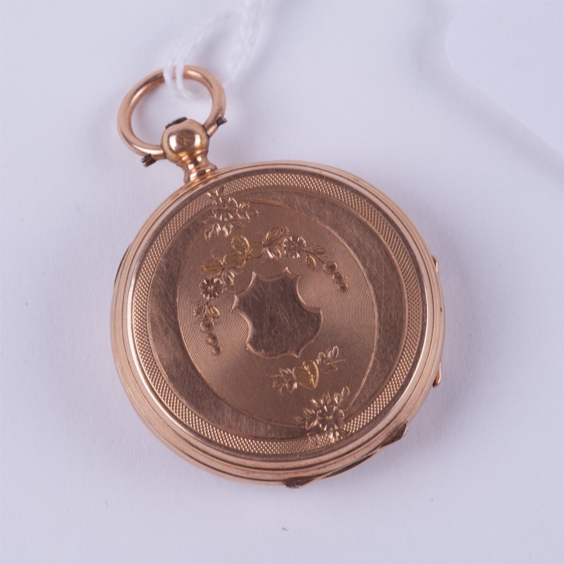 Open face gold pocket watch witch key. — image 2
