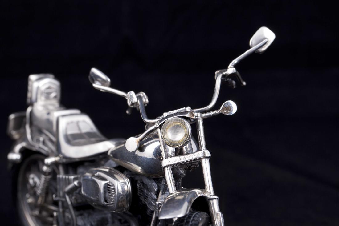 Model of silver bike by Medusa Ora — image 4