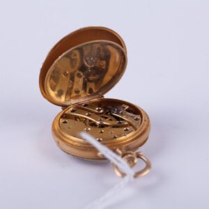 Open face gold pocket watch. — image 4