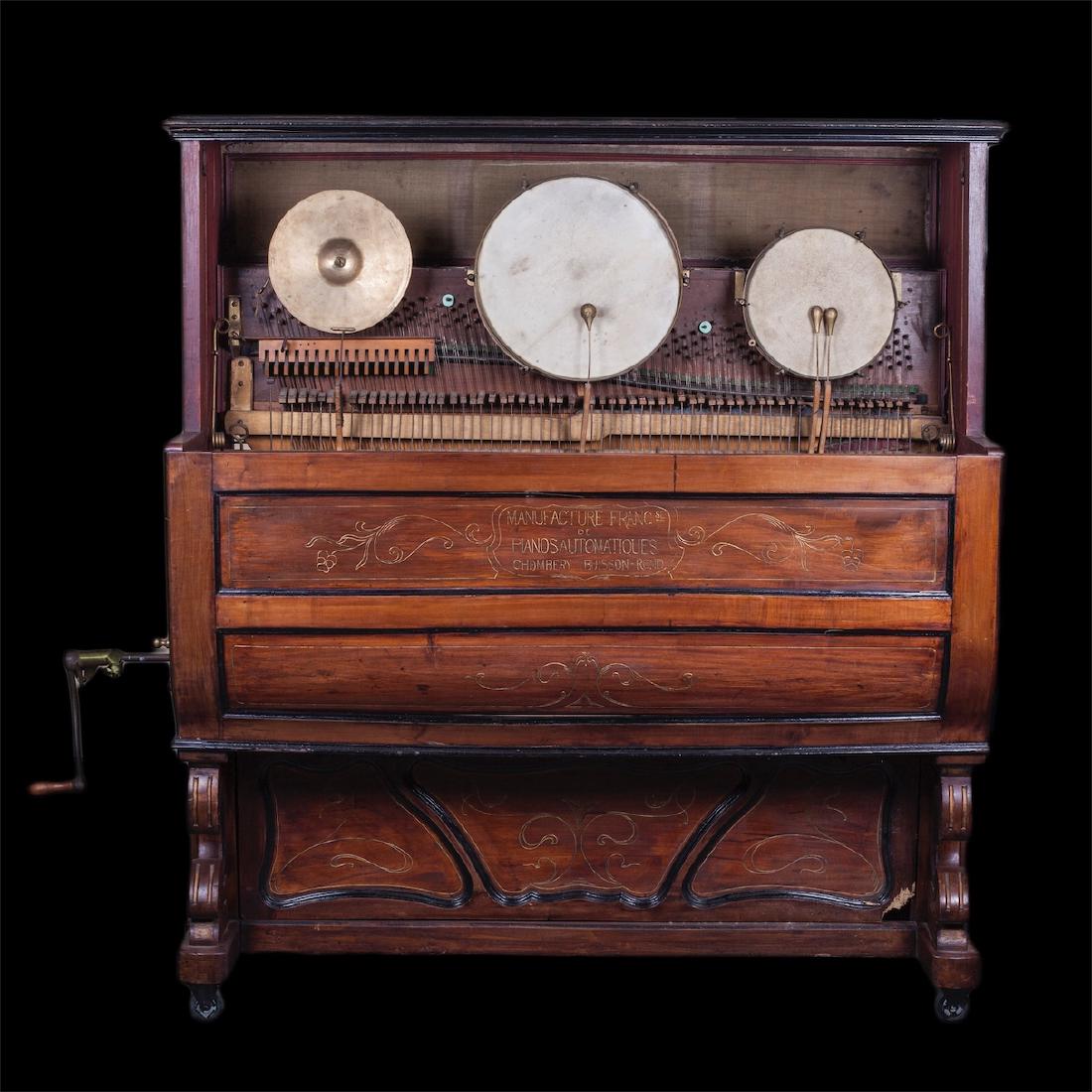 Antique barrel piano with coin and drums, for Pubs — image 2