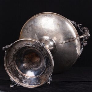 Massive silver figural centerpiece. L.Larson&Co — image 7
