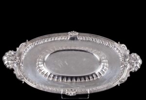 Big silver serving dish/centerpiece in a 3 pieces — image 2