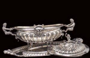 Big silver serving dish/centerpiece in a 3 pieces — image 6