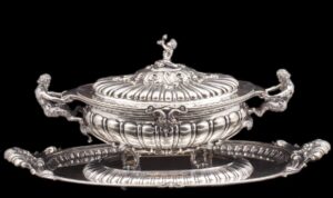 Big silver serving dish/centerpiece in a 3 pieces — image 7