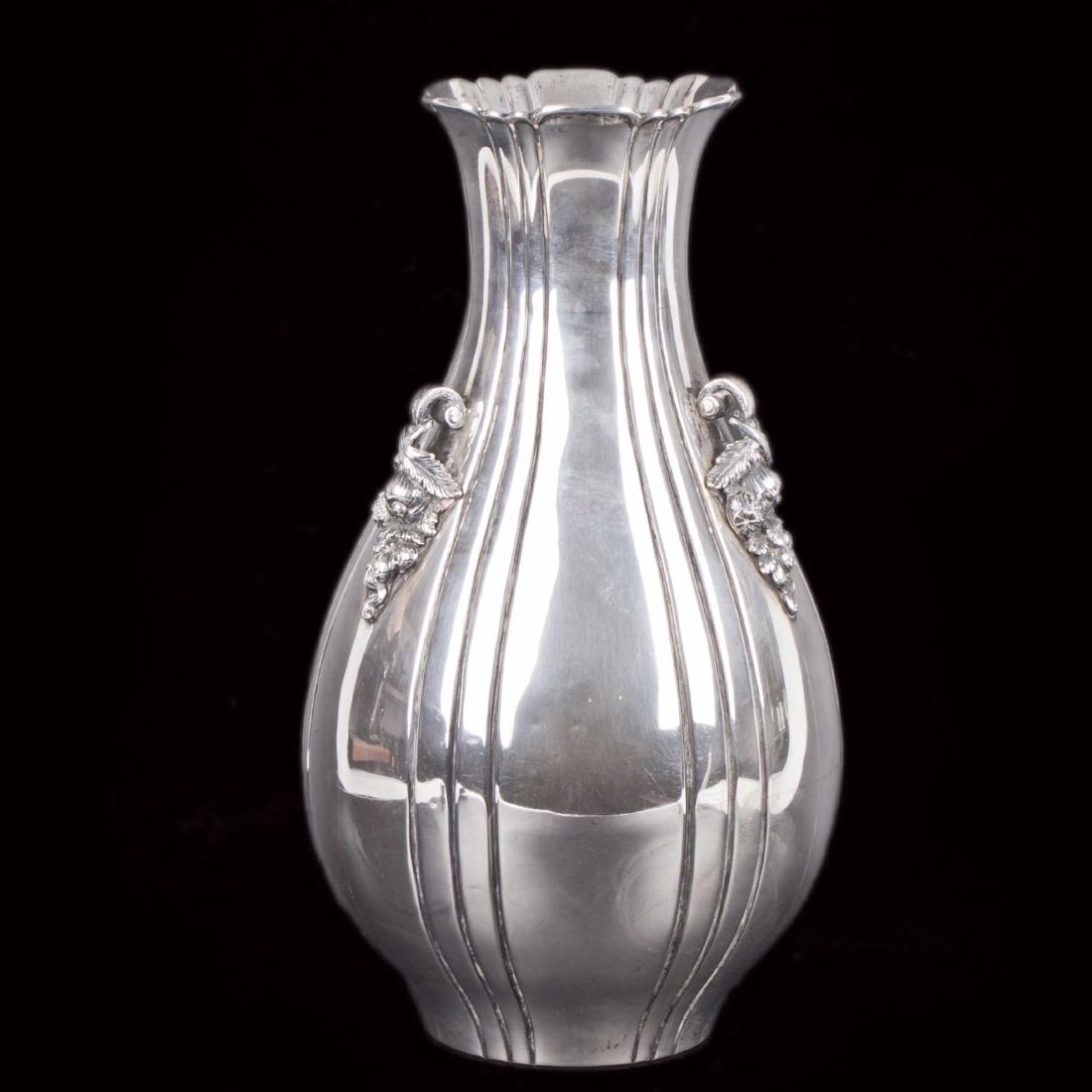 Beautiful Italian silver vase with flower motive — image 1