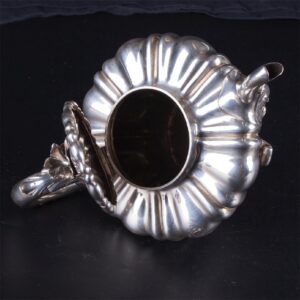 Antique English silver tea pot — image 3
