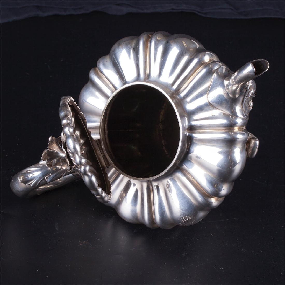 Antique English silver tea pot — image 3