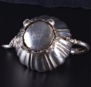 Antique English silver tea pot — image 5