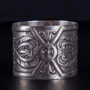 Antique French engraved silver napkin ring — image 2