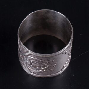 Antique French engraved silver napkin ring — image 4