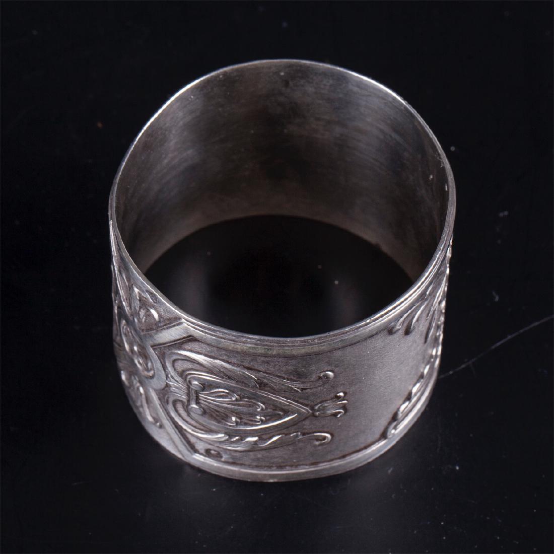 Antique French engraved silver napkin ring — image 4