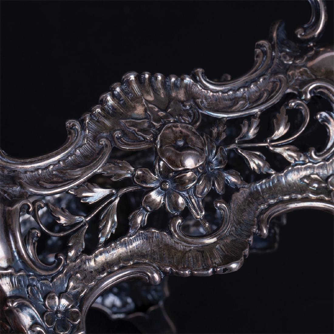 Antique jardiniere with floral motives — image 3