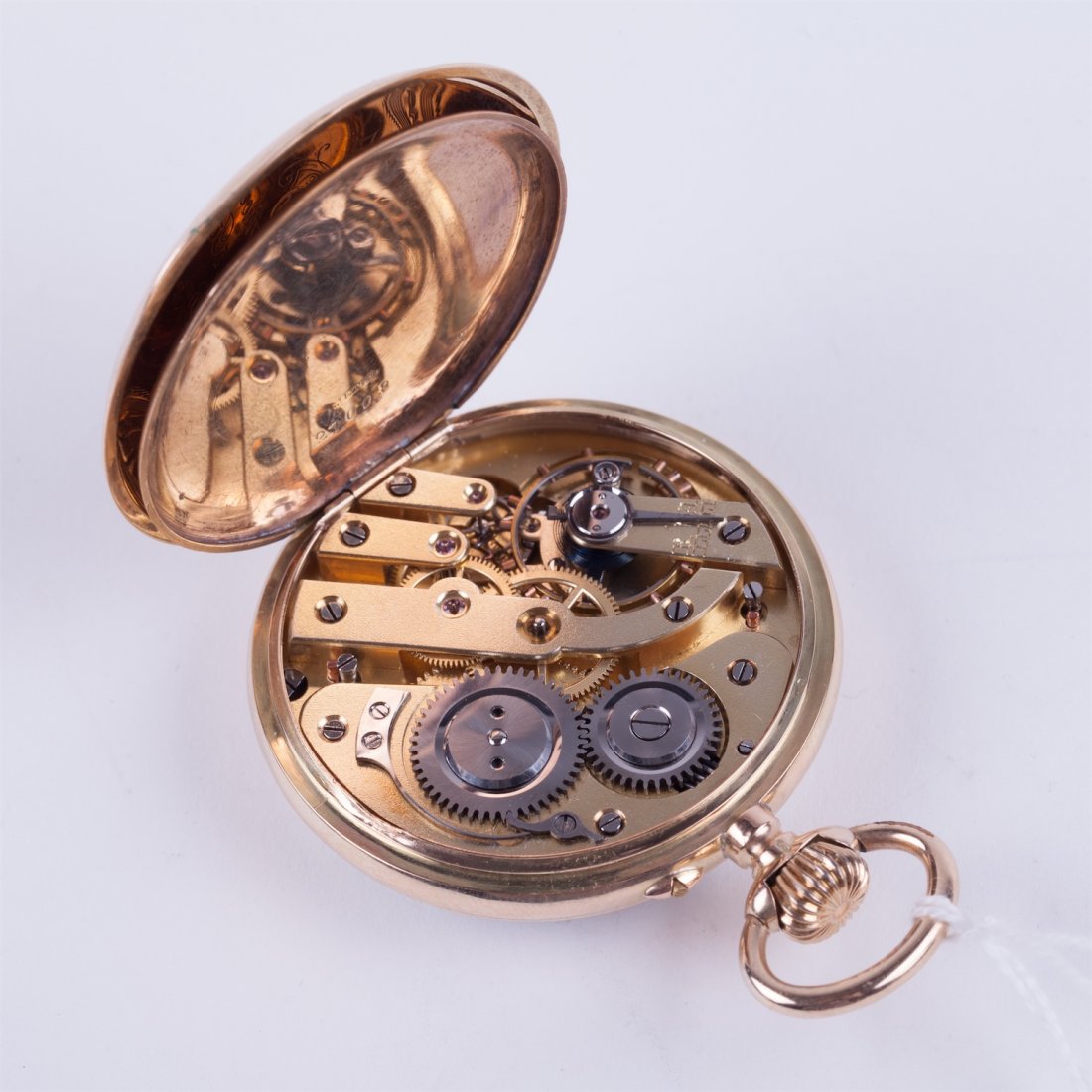 Open face gold pocket watch witch box. — image 3