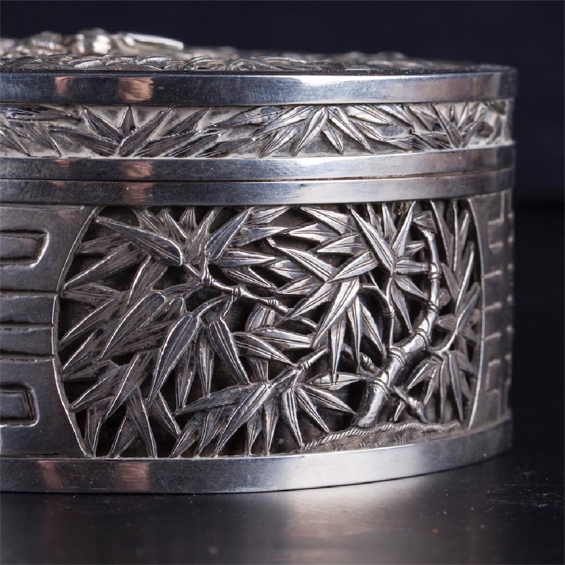 Antique dragon high relief decoration box with cover — image 3