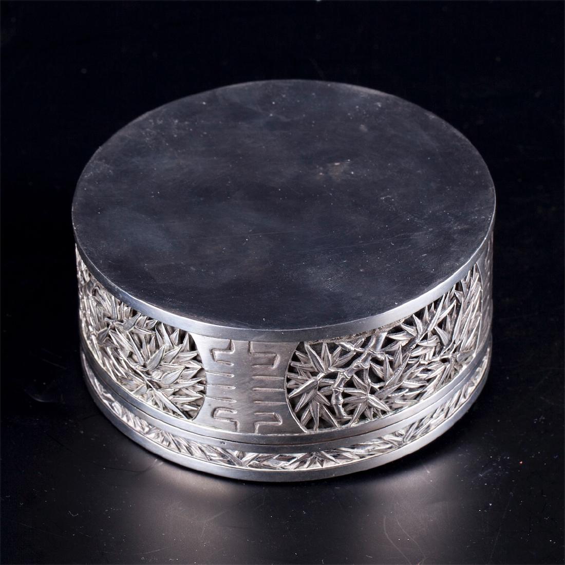 Antique dragon high relief decoration box with cover — image 4