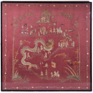 Chinese embroidery on silk with depicting of a dragon — image 1