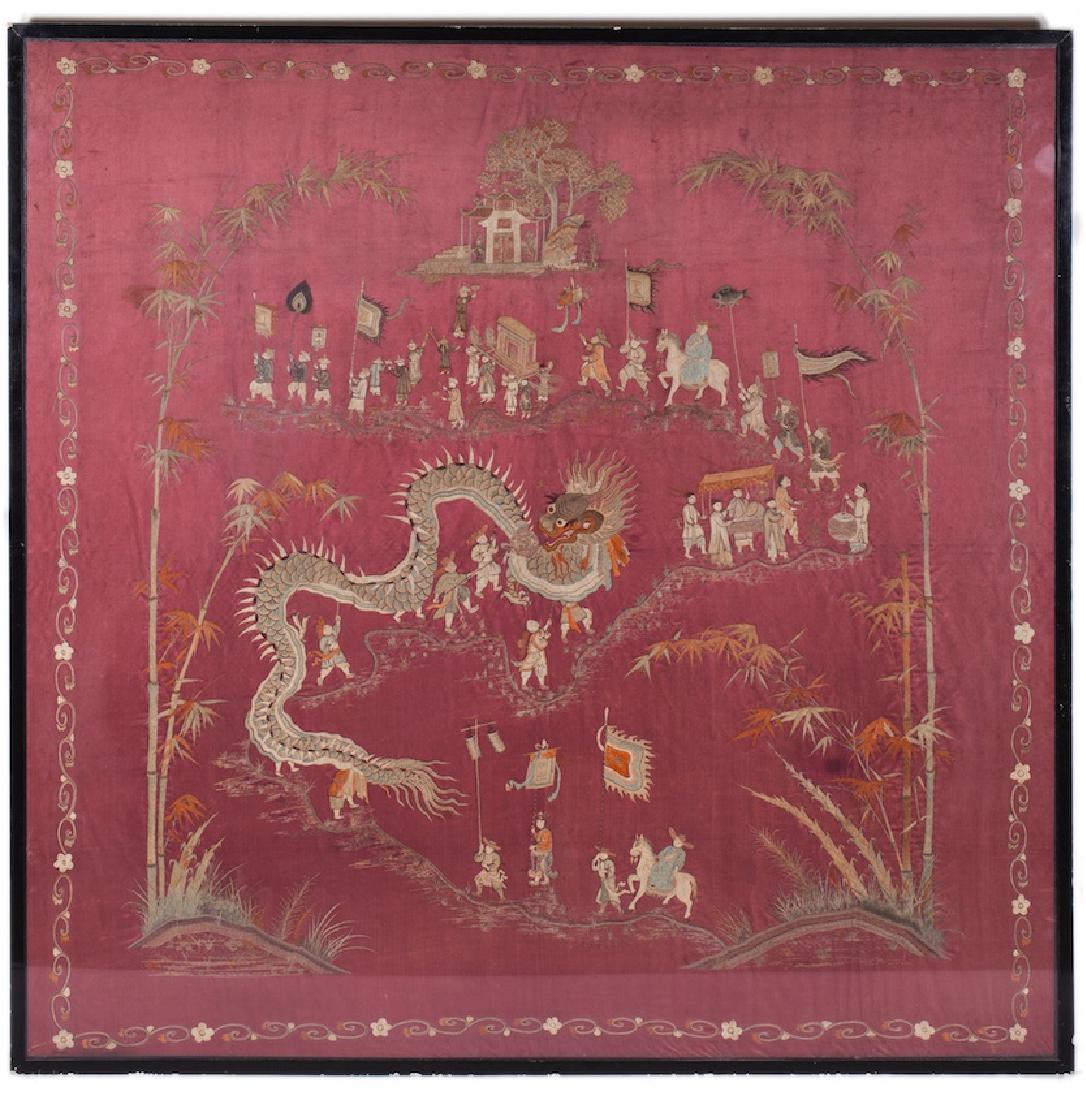 Chinese embroidery on silk with depicting of a dragon — image 1