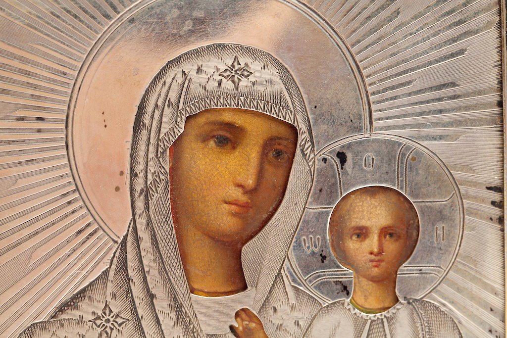 Russian icon of Mother of God. — image 2