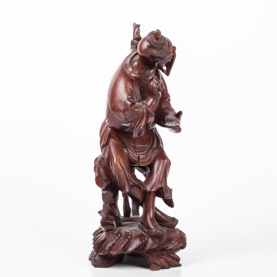 Old Chinese wooden statue — image 3
