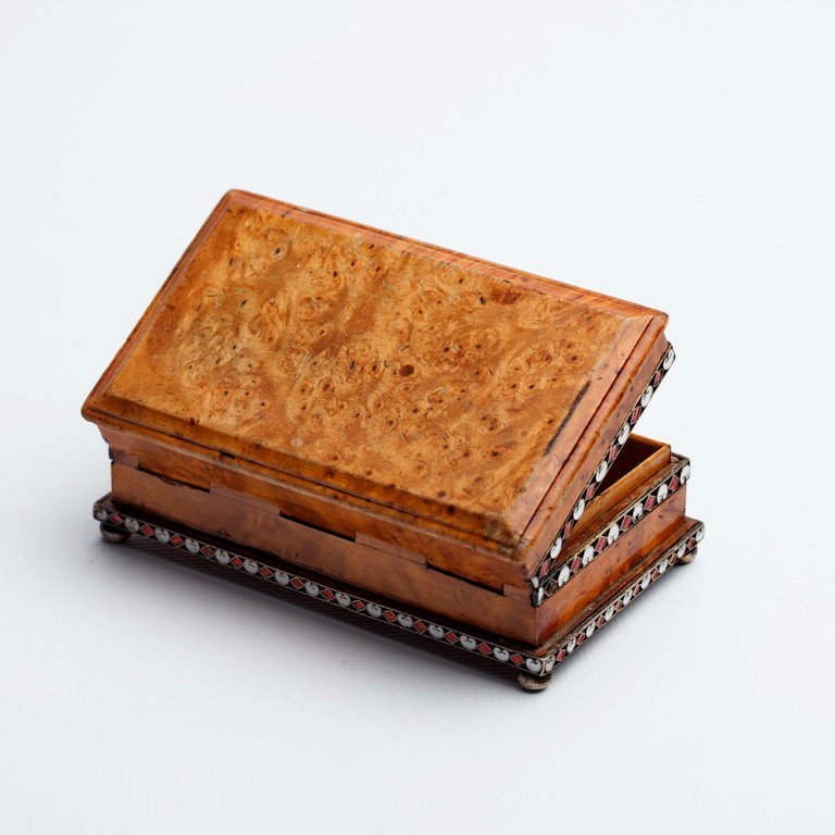 Russian wood, silver and enamel box. — image 4