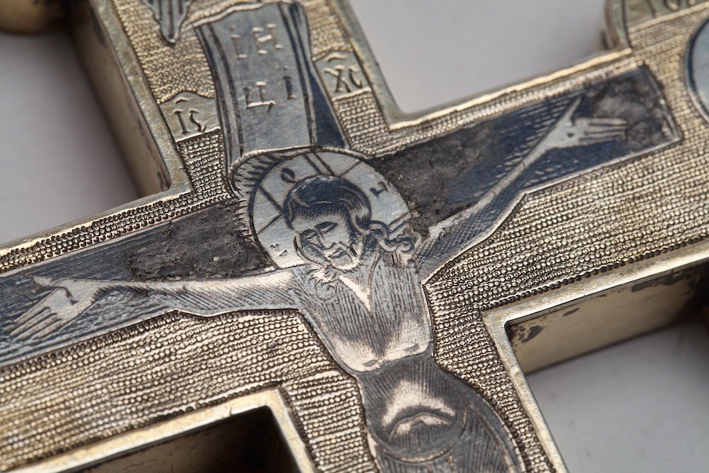Russian silver and niello cross. — image 3
