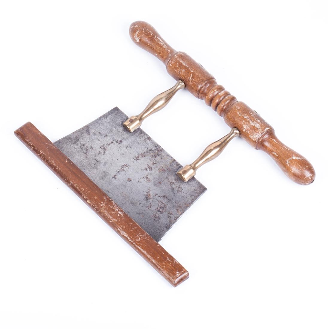 Old Chinese metal and wooden working tool — image 3