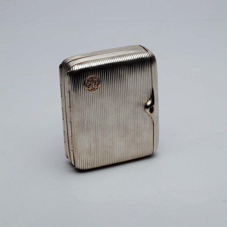 Russian silver cigarette case. — image 1
