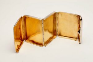 Russian silver cigarette case. — image 2