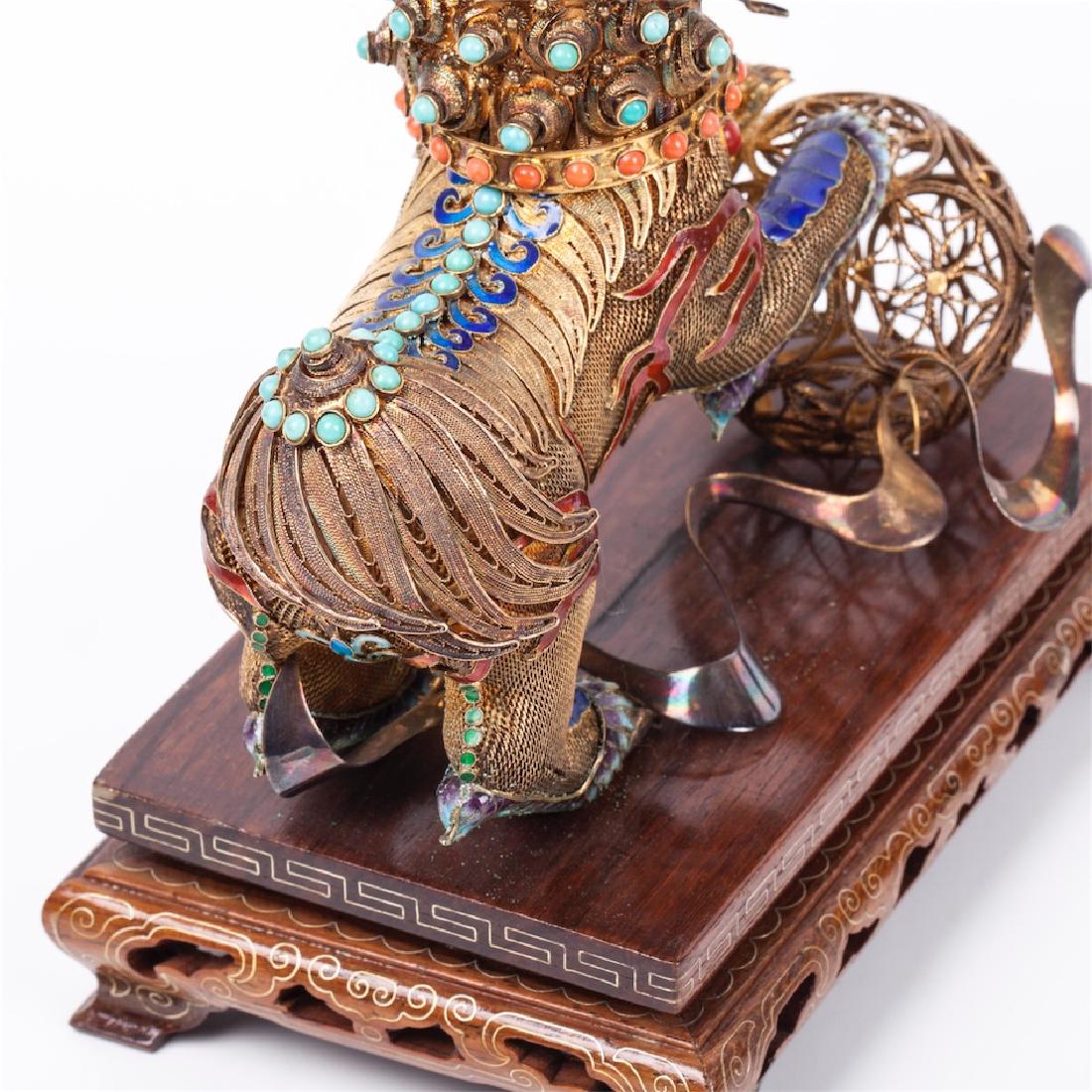 Chinese figures of Imperial guardian lions on wooden — image 4