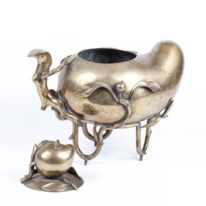 Beautiful antique Chinese incense burner — image 5