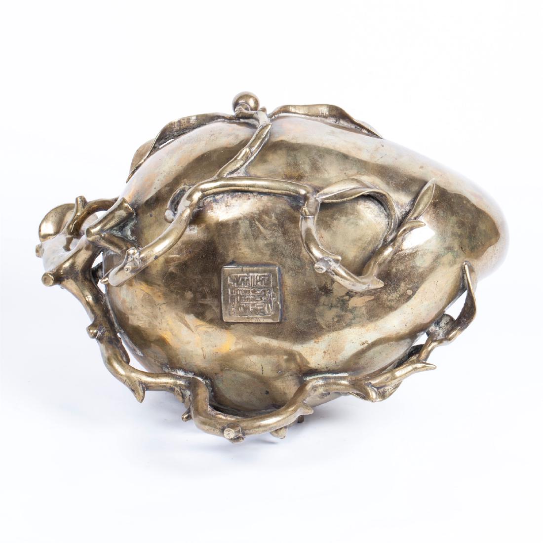Beautiful antique Chinese incense burner — image 8