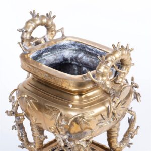 Antique Chinese bronze incense burner — image 5
