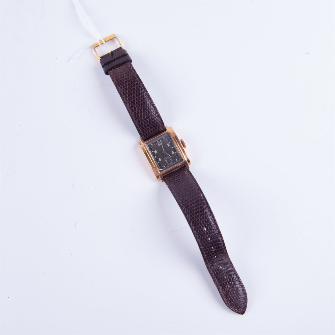 Rectangular 18k gold wristwatch — image 3