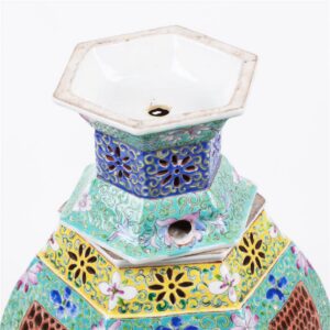 Chinese pierced ceramic covered potpourri jar — image 2