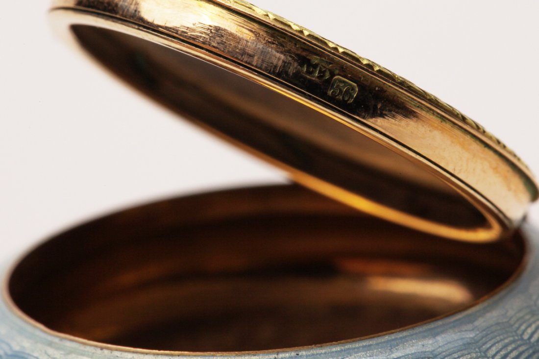 Russian silver and guilloche snuff box. — image 5