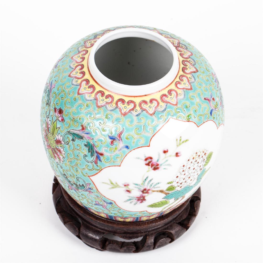 Antique Chinese porcelain vase on a wooden stand — image 3