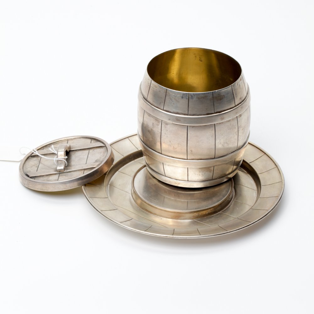 Russian silver barrel with tray. — image 2