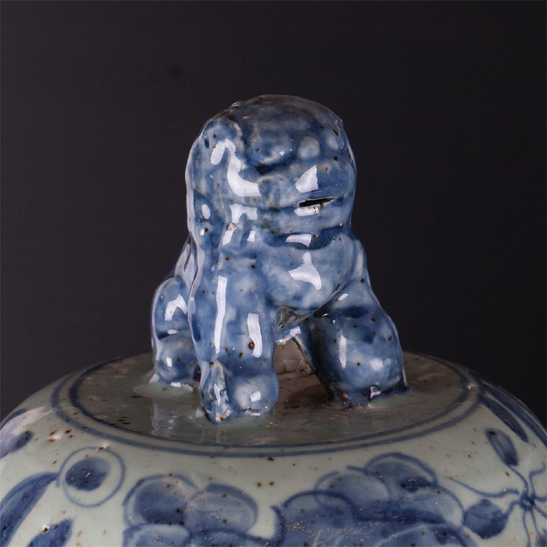 A pair of antique Foo Dog Chinese temple jars — image 3