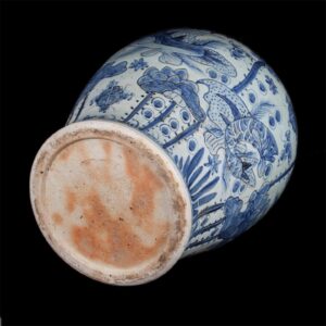 A pair of antique Foo Dog Chinese temple jars — image 9