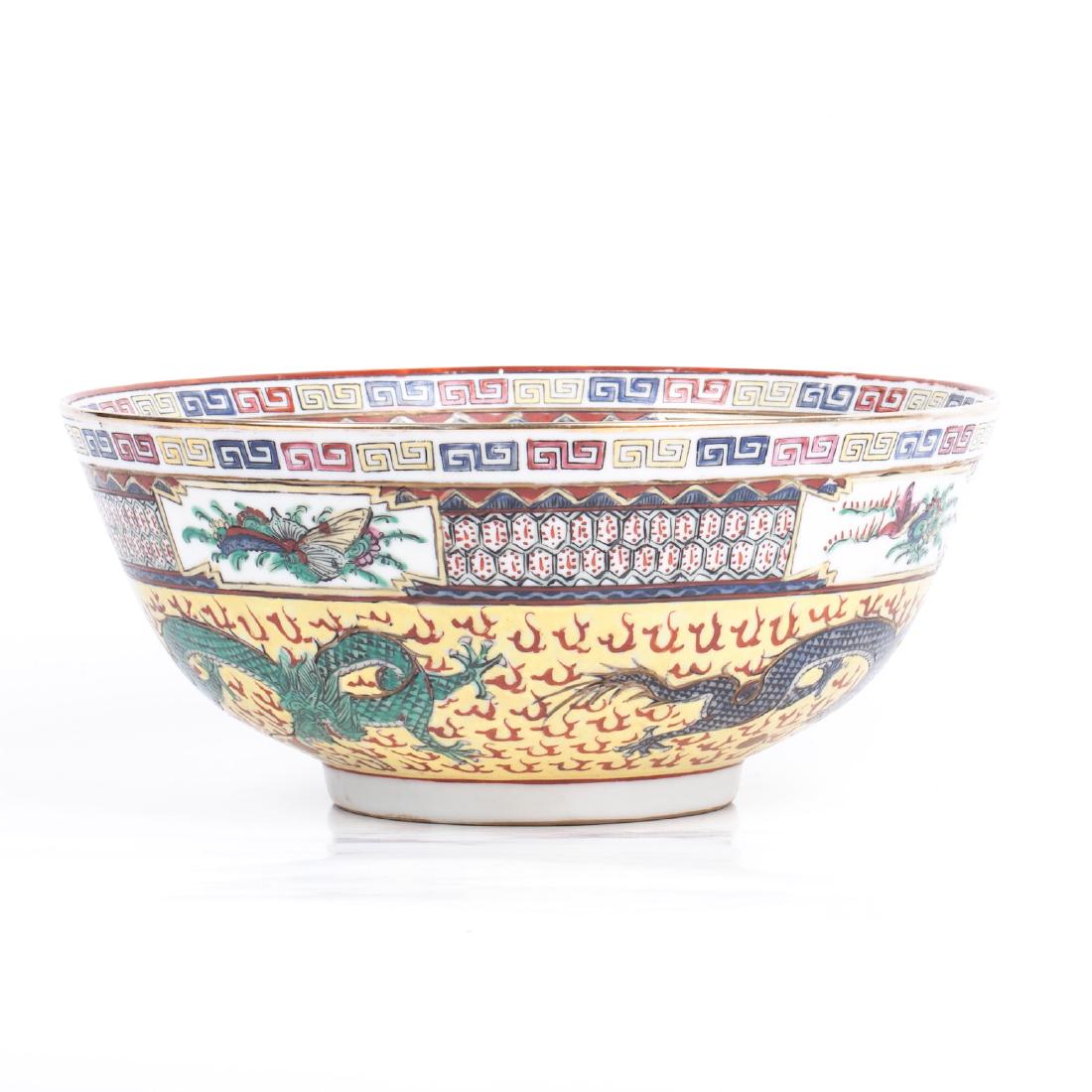 Old Chinese painted porcelain bowl — image 2