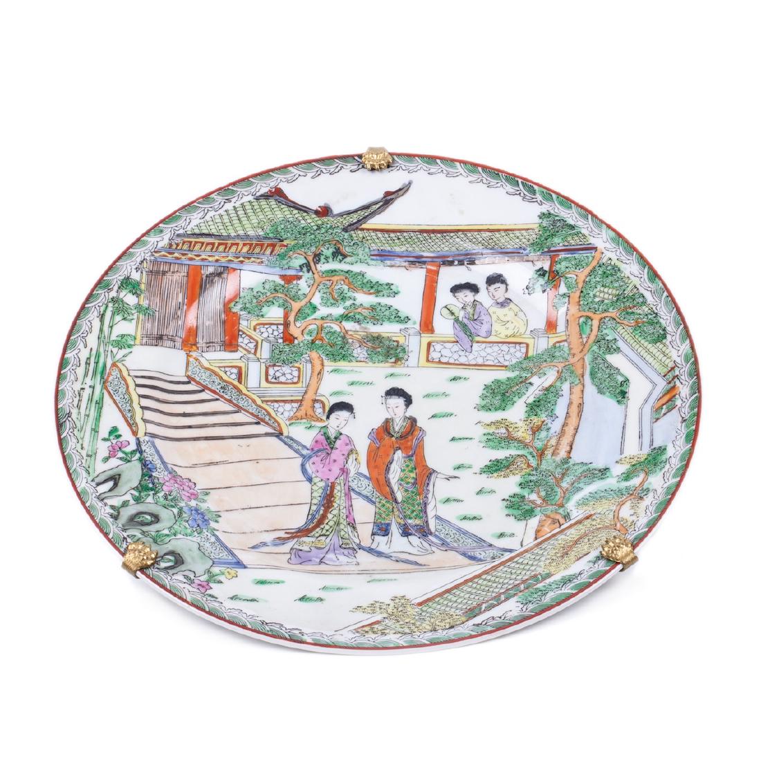 Antique Chinese decorative painted porcelain plate — image 1