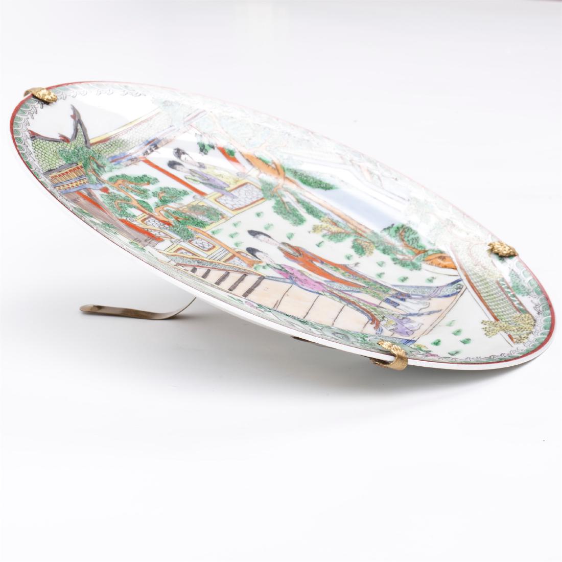 Antique Chinese decorative painted porcelain plate — image 3
