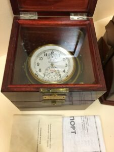 Two-day Russian marine chronometer. — image 2
