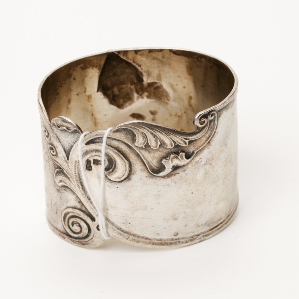 Russian silver napkin ring. — image 2