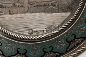 Russian silver and enamel plate. — image 3